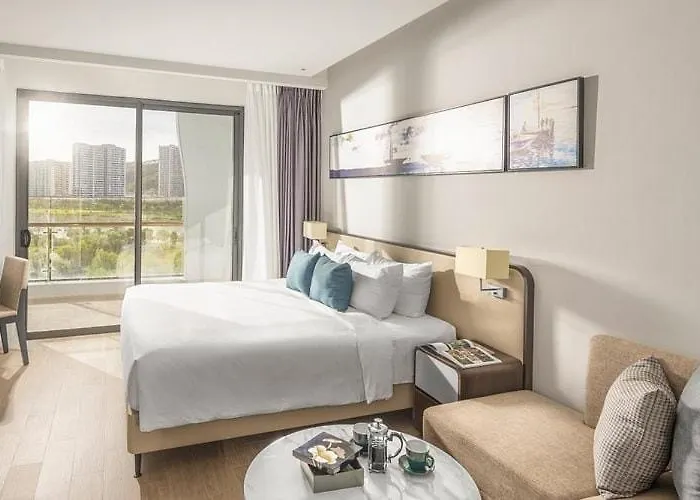 With 50m2 Private Balcony Ha Long