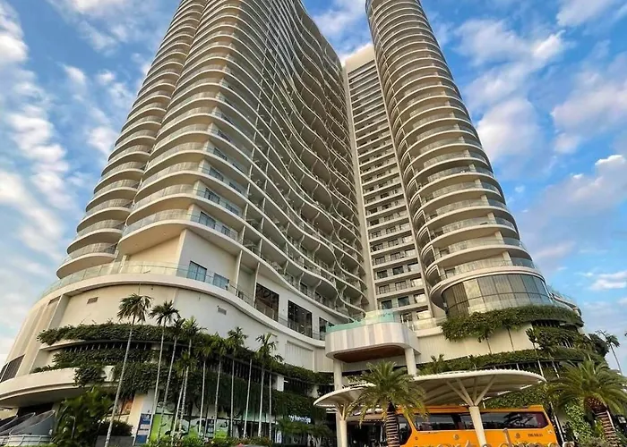 Apartment With 50m2 Private Balcony Ha Long
